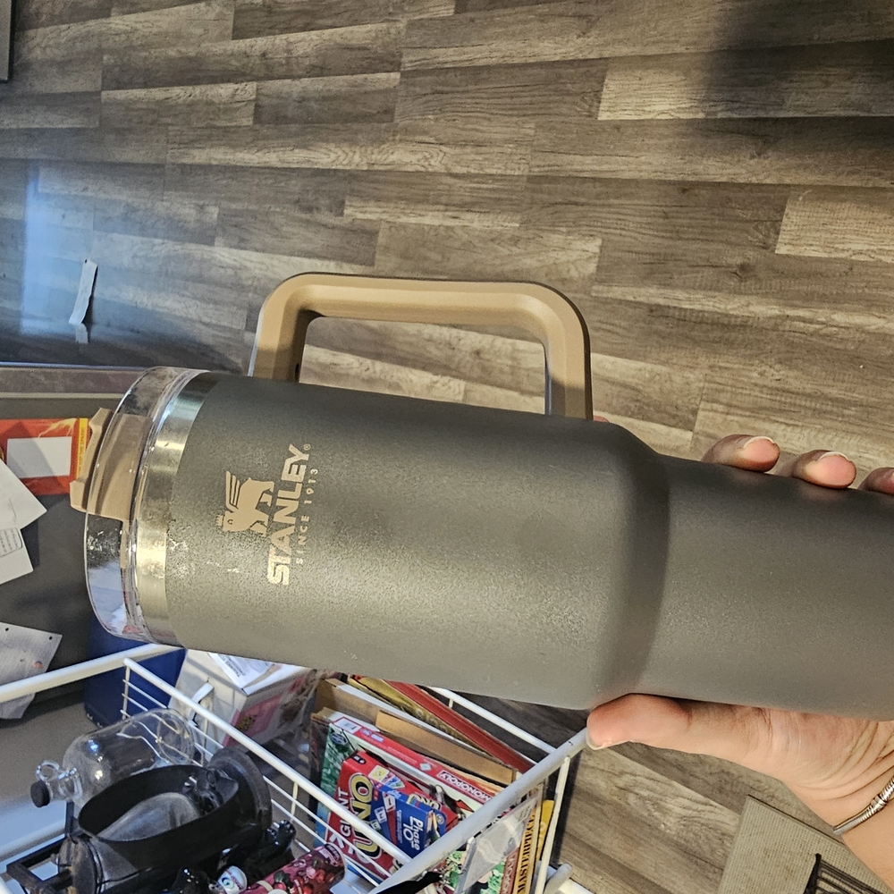 Stanley Gray Tumbler with Handle
